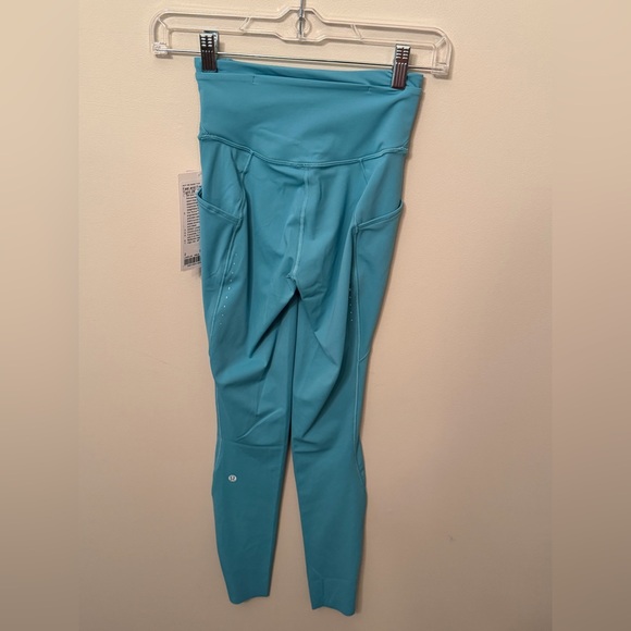 NWT Lululemon Fast And Free with pockets in Washed Blue - Picture 2 of 2